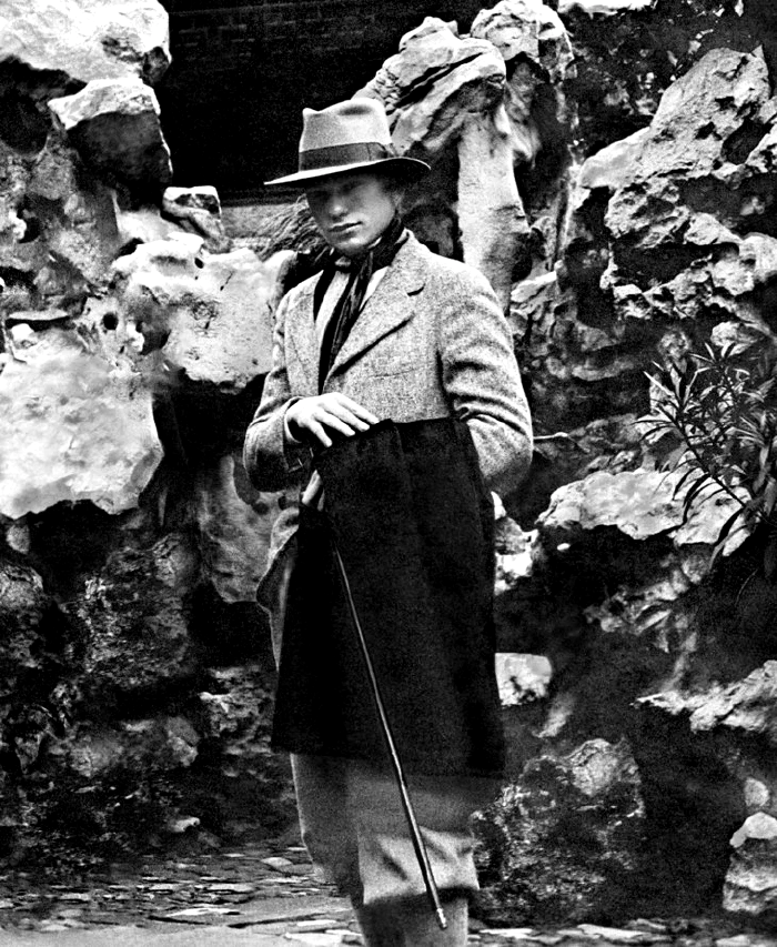 L. Ron Hubbard im Fernen Osten